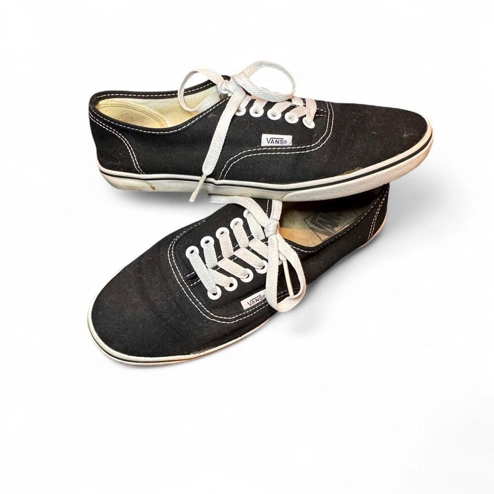 Vans Classic Low Profile Black & White Sneakers — W9/M7.5